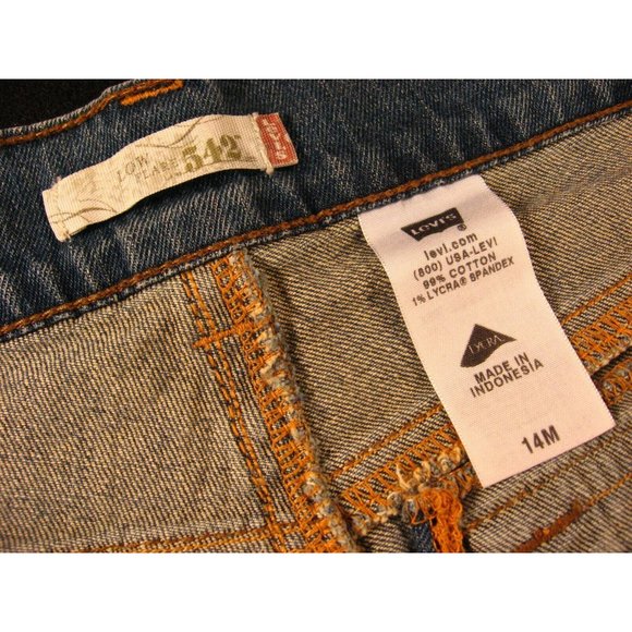 LEVI'S 542 Womans JEAN SHORTS Cut Off 14M Blue Denim Red Tab - Picture 6 of 11